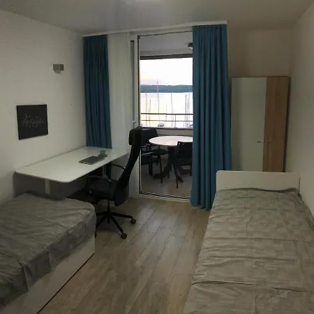 Apartment Center Seaview *