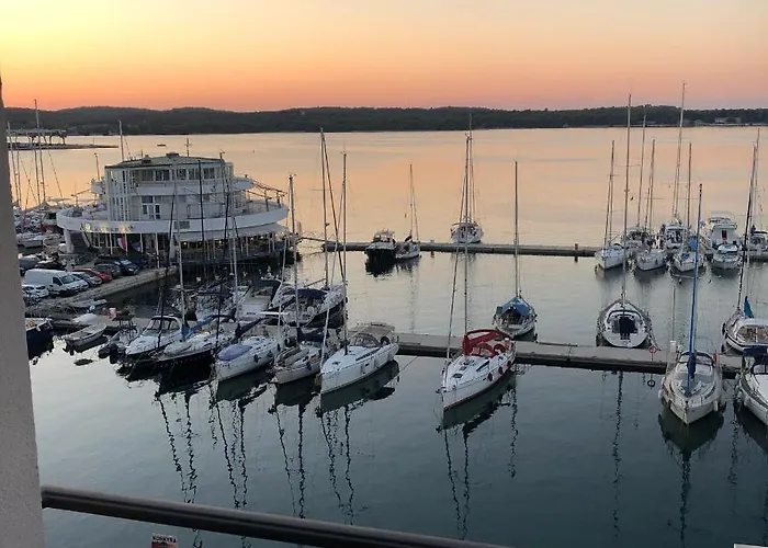 Center Seaview Διαμέρισμα Πούλα